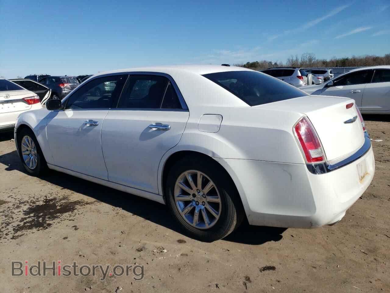 2012 CHRYSLER 300 - VIN: 2C3CCACG4CH309705 - Фото 2