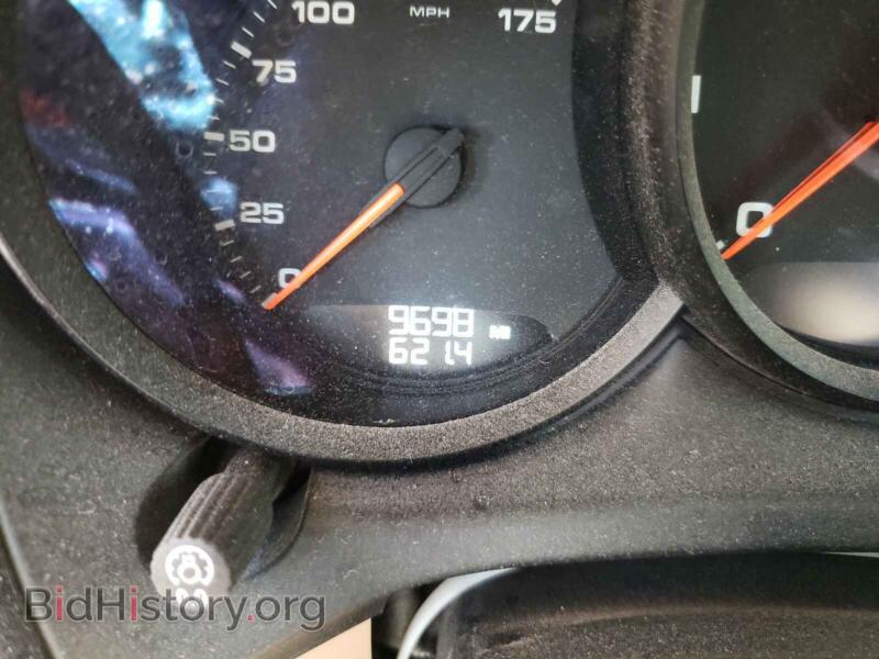 2020 Porsche MACAN (VIN WP1AA2A58LLB07449) — photo 8 of 10