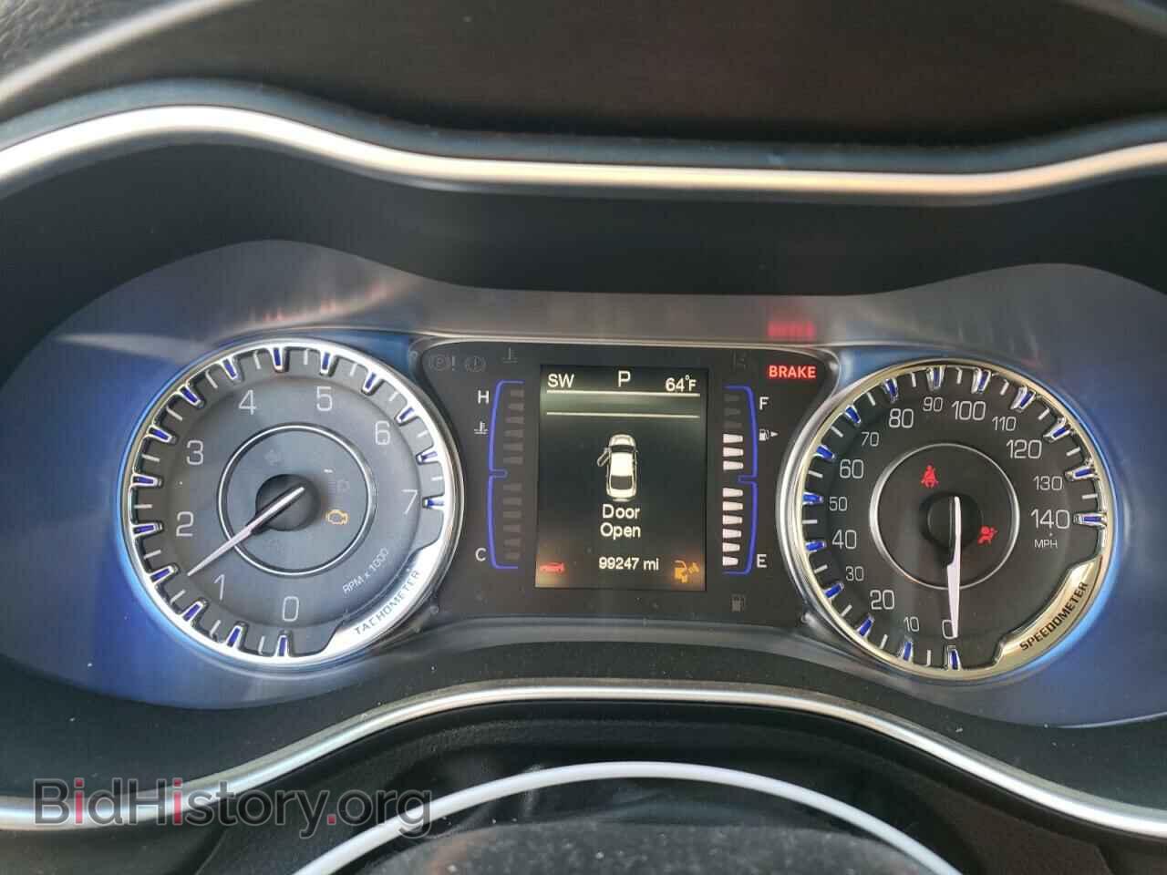 2015 CHRYSLER 200 - VIN: 1C3CCCABXFN710125 - Фото 9