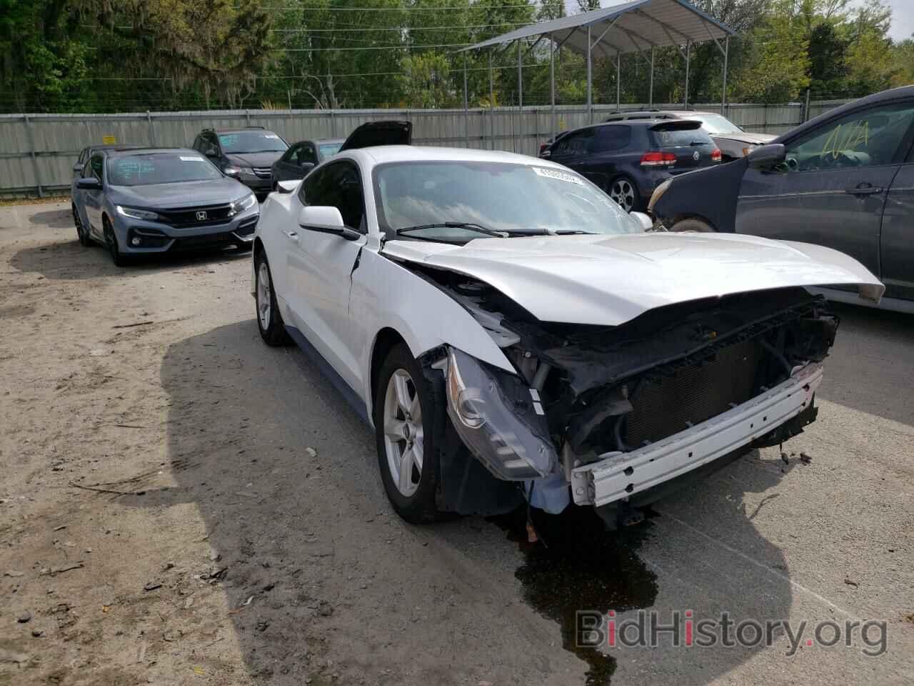 Photo 1FA6P8AM0H5275586 - FORD MUSTANG 2017