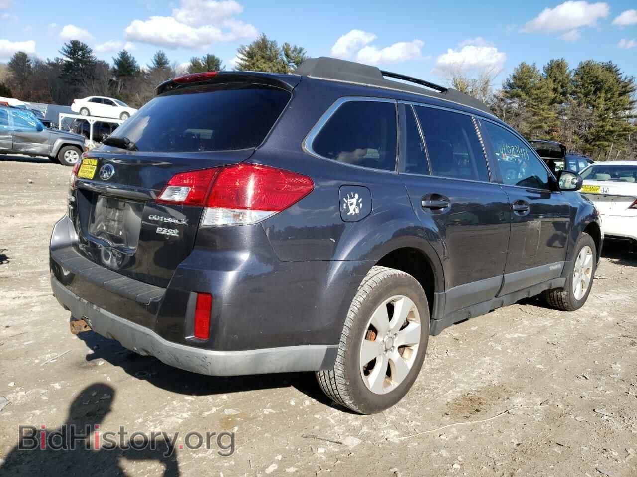 2011 SUBARU OUTBACK - VIN: 4S4BRBCC2B3359508 - Photo 3