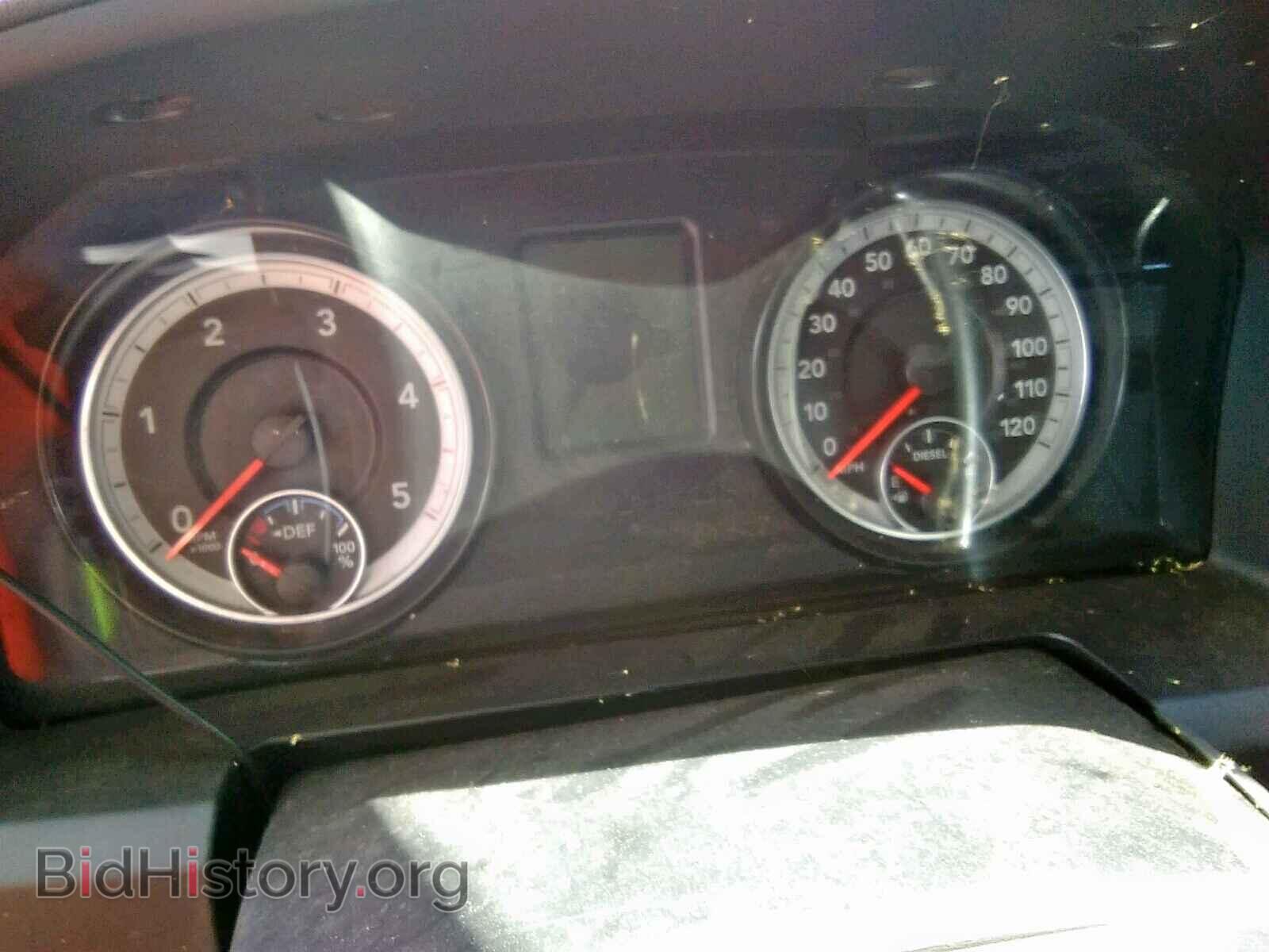 2015 RAM 2500 ST - VIN: 3C6UR5CL2FG686516 - Photo 8