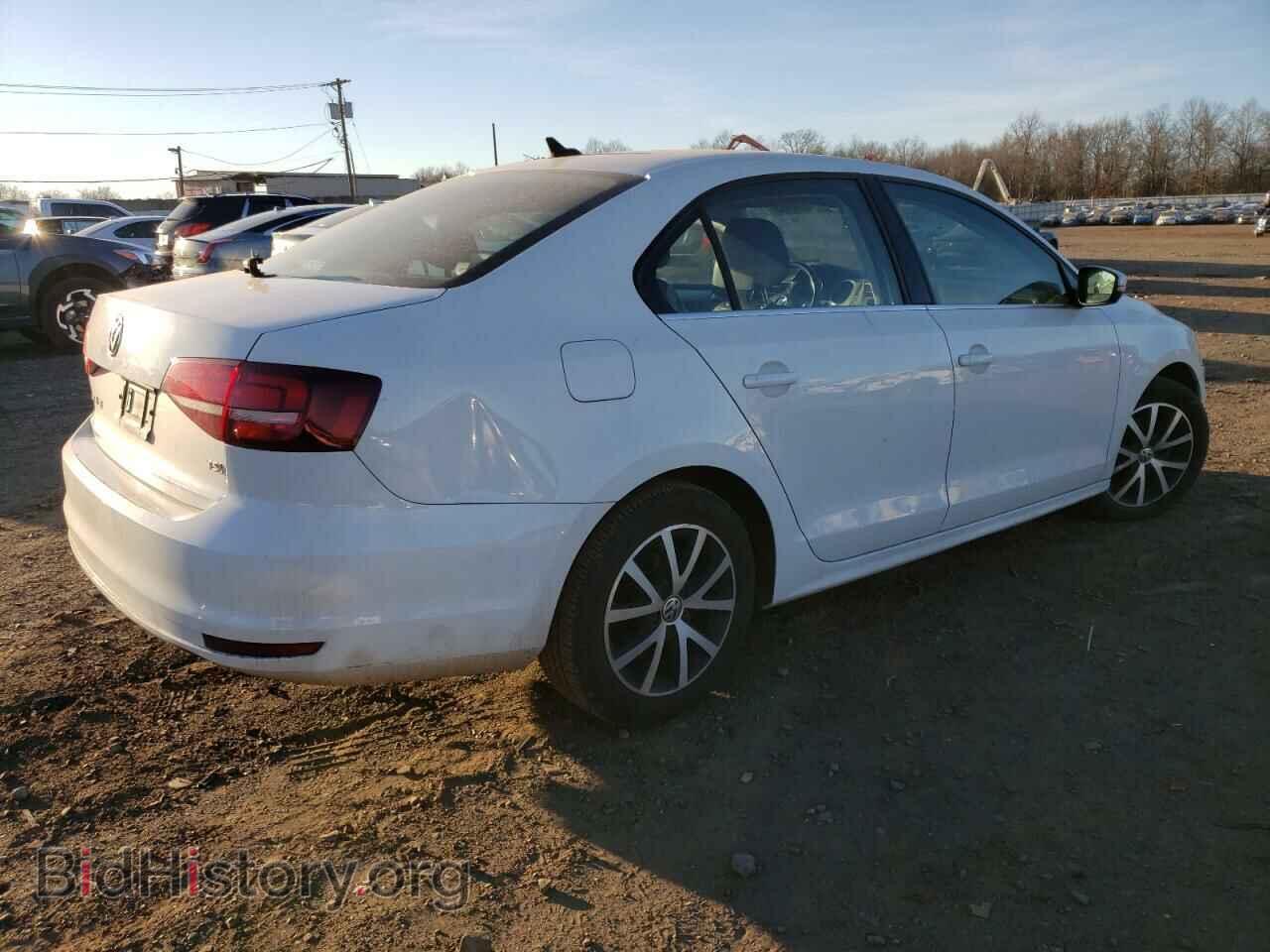 2017 VOLKSWAGEN JETTA - VIN: 3VWDB7AJ8HM308390 - Фото 3