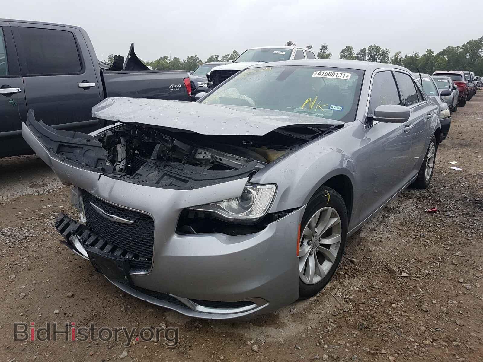 2015 CHRYSLER 300 - VIN: 2C3CCAAG9FH756327 - Фото 2