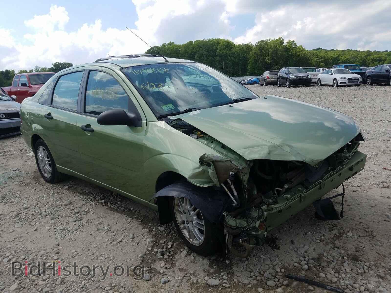 Photo 1FAHP34NX7W338881 - FORD FOCUS 2007