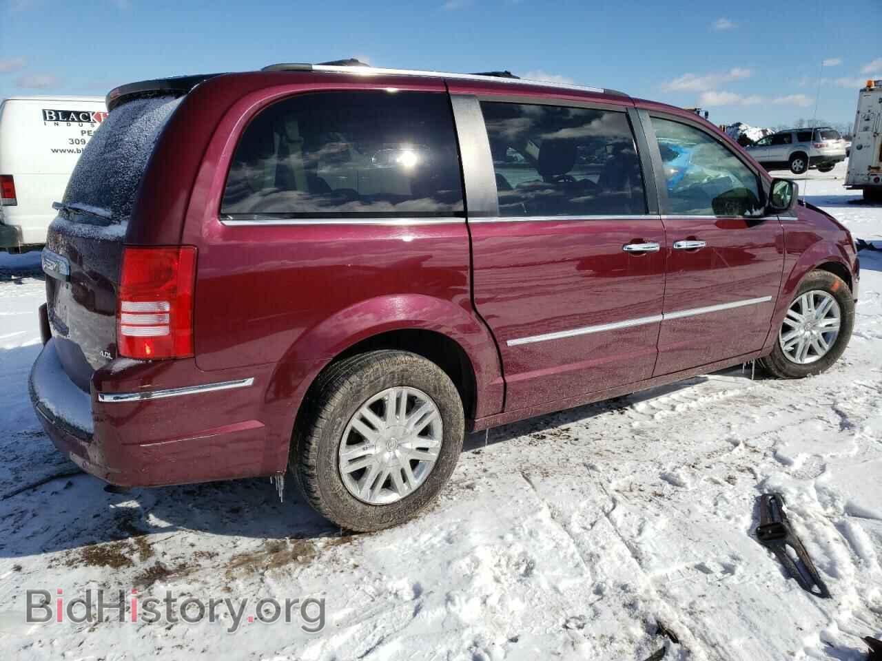 2008 CHRYSLER MINIVAN - VIN: 2A8HR64X68R746739 - Фото 3