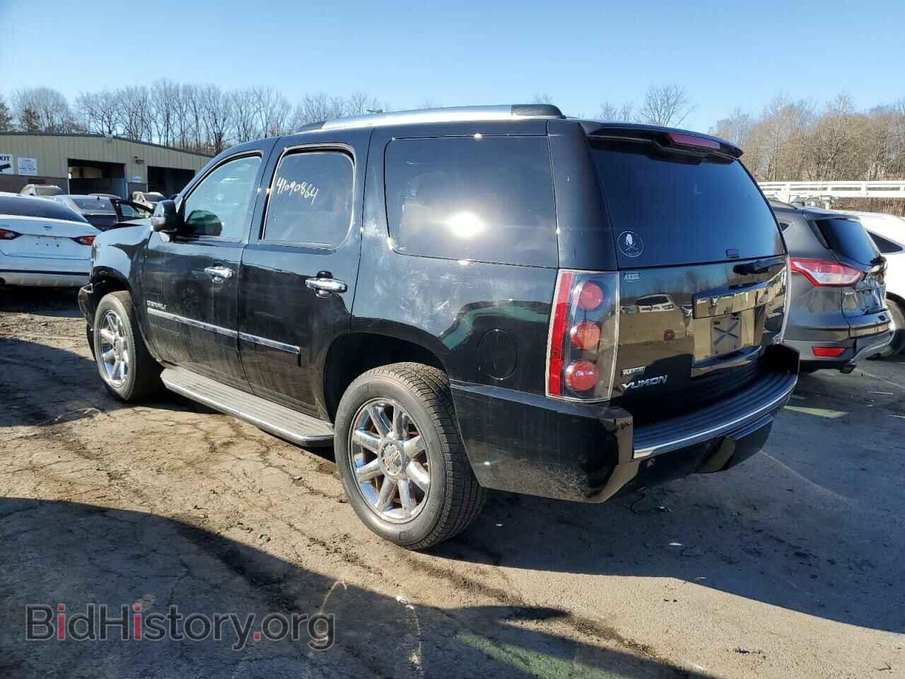 2010 GMC YUKON - VIN: 1GKUKEEF0AR182600 - Фото 2