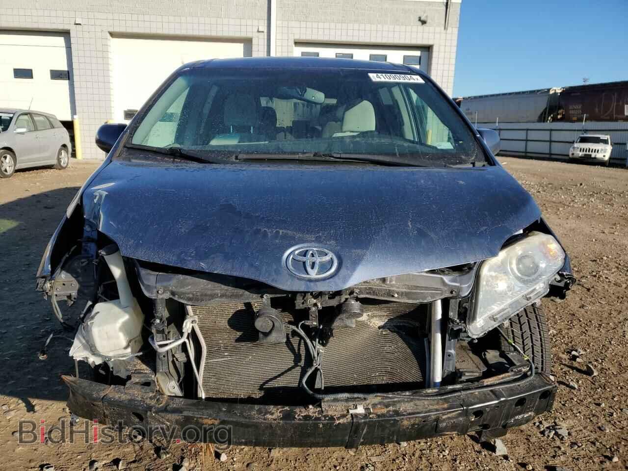 2017 TOYOTA All Models - VIN: 5TDJZ3DC8HS149846 - Фото 5