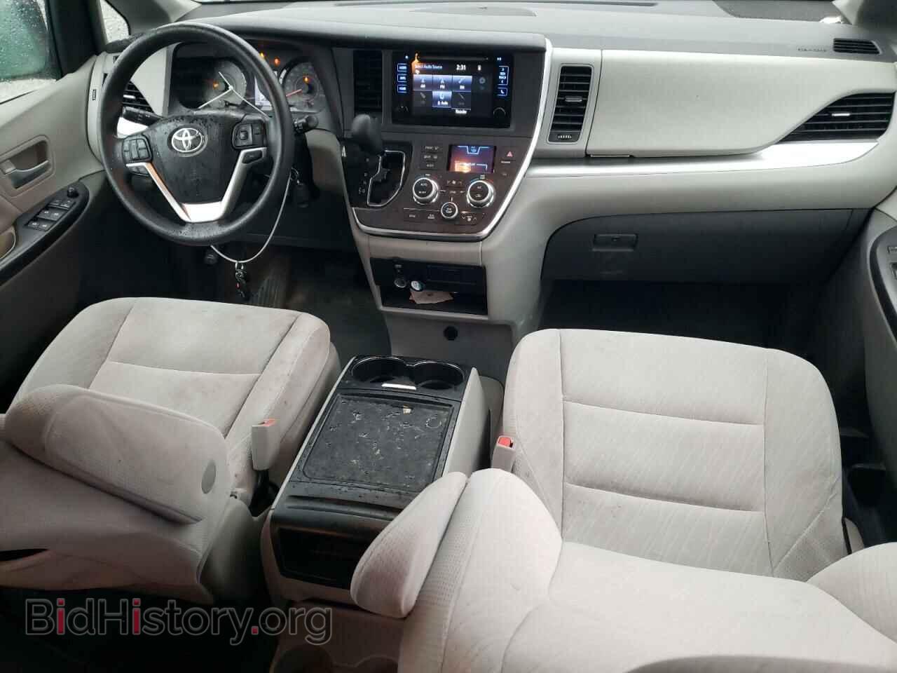 2017 TOYOTA All Models - VIN: 5TDJZ3DC8HS149846 - Фото 8