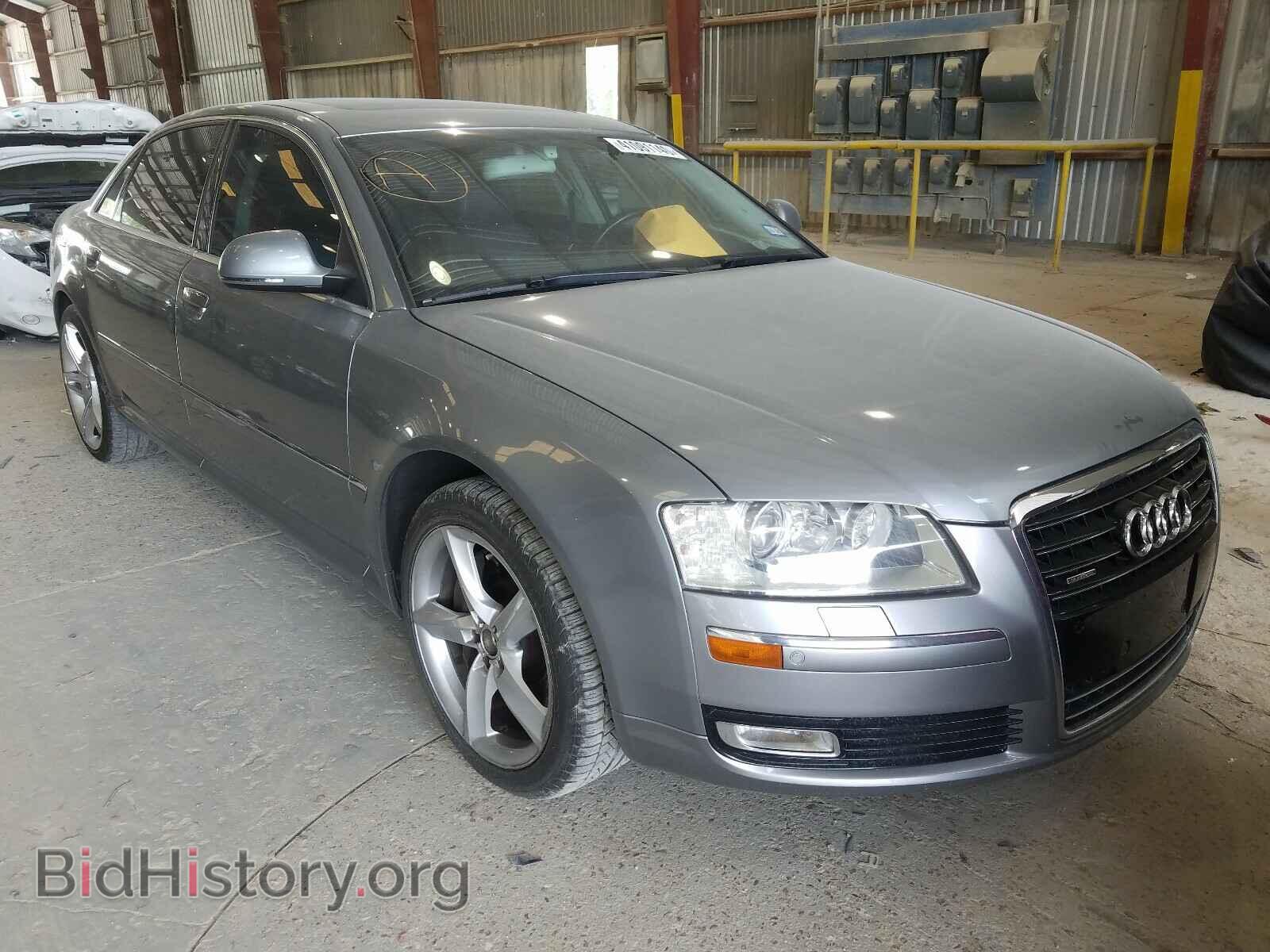 Photo WAURVAFA4AN006402 - AUDI A8 2010