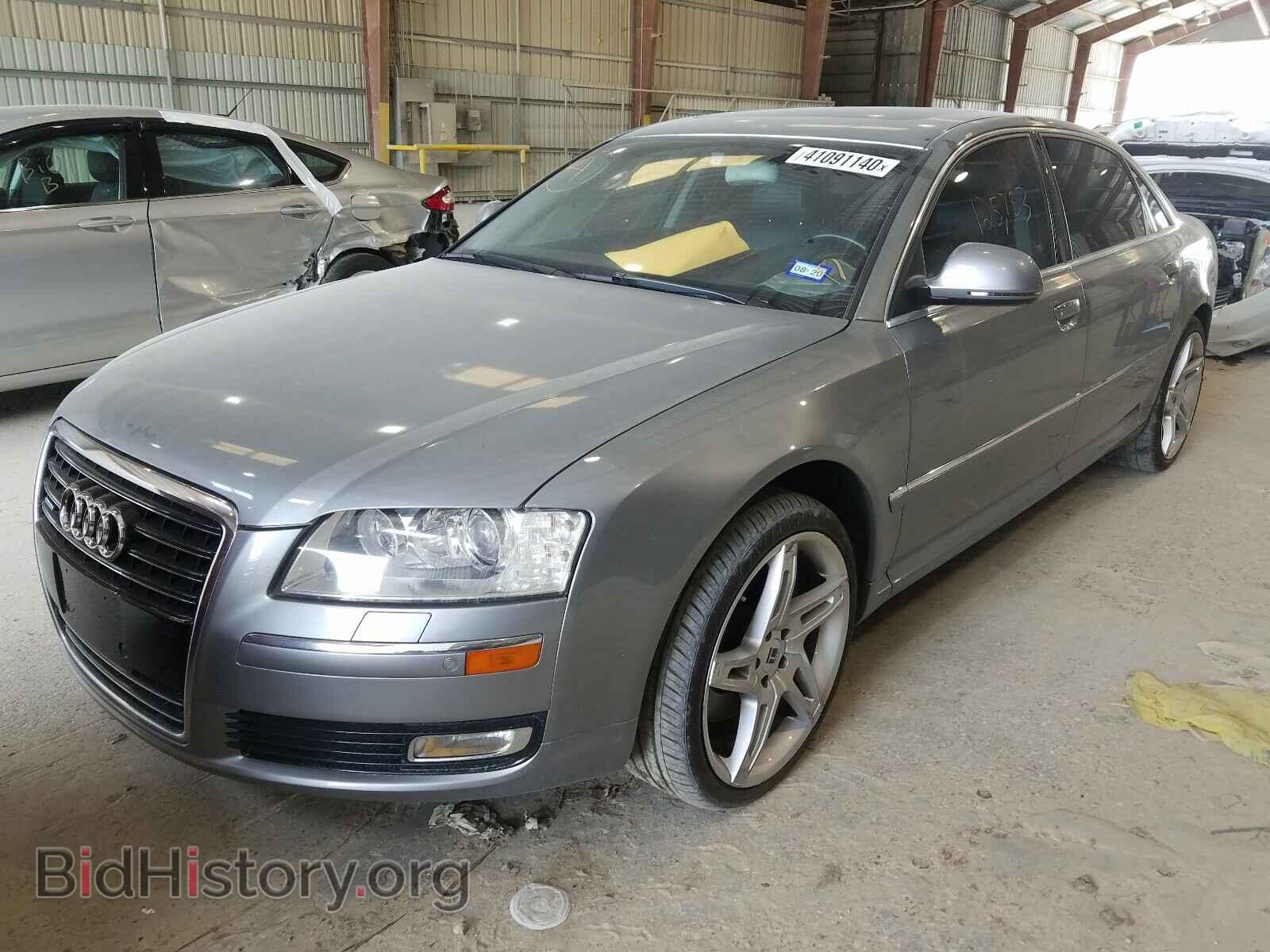 2010 AUDI A8 - VIN: WAURVAFA4AN006402 - Photo 2