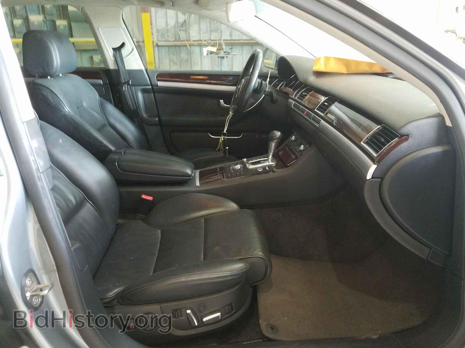 2010 AUDI A8 - VIN: WAURVAFA4AN006402 - Photo 5