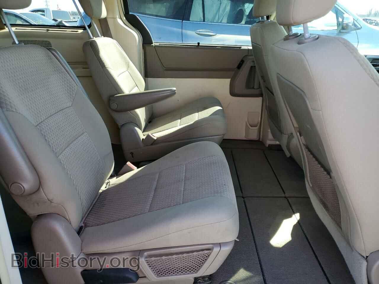 2010 CHRYSLER MINIVAN - VIN: 2A4RR5D17AR255467 - Фото 11