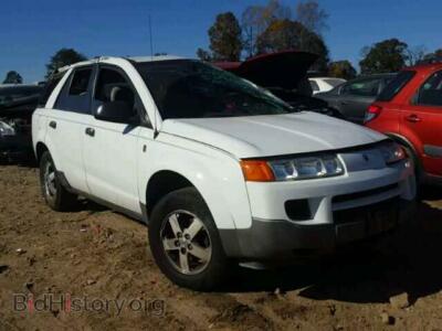 2005 Saturn VUE, white — VIN 5GZCZ23D05S856082, Copart