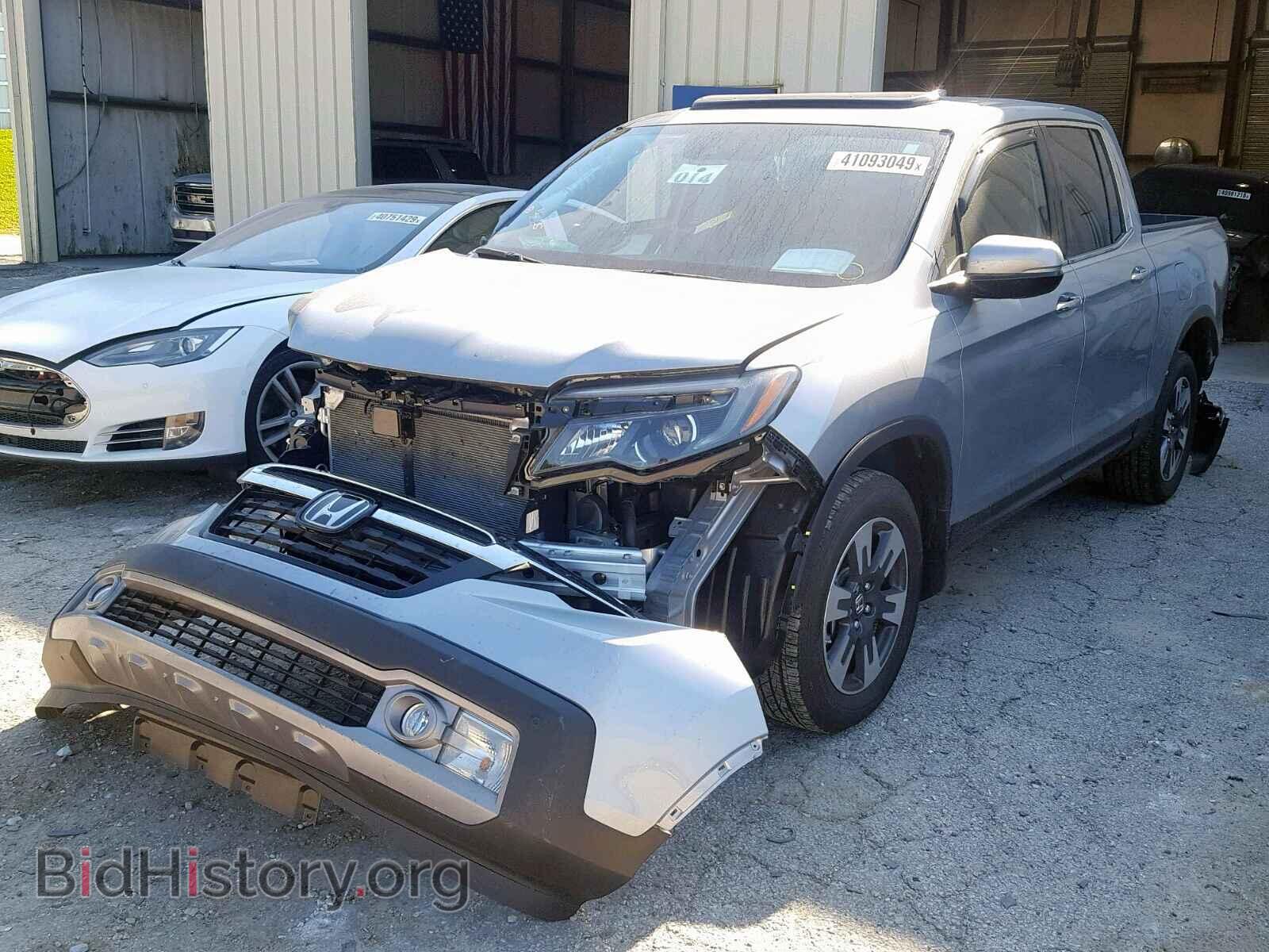 2019 HONDA RIDGELINE - VIN: 5FPYK3F78KB008300 - Фото 2