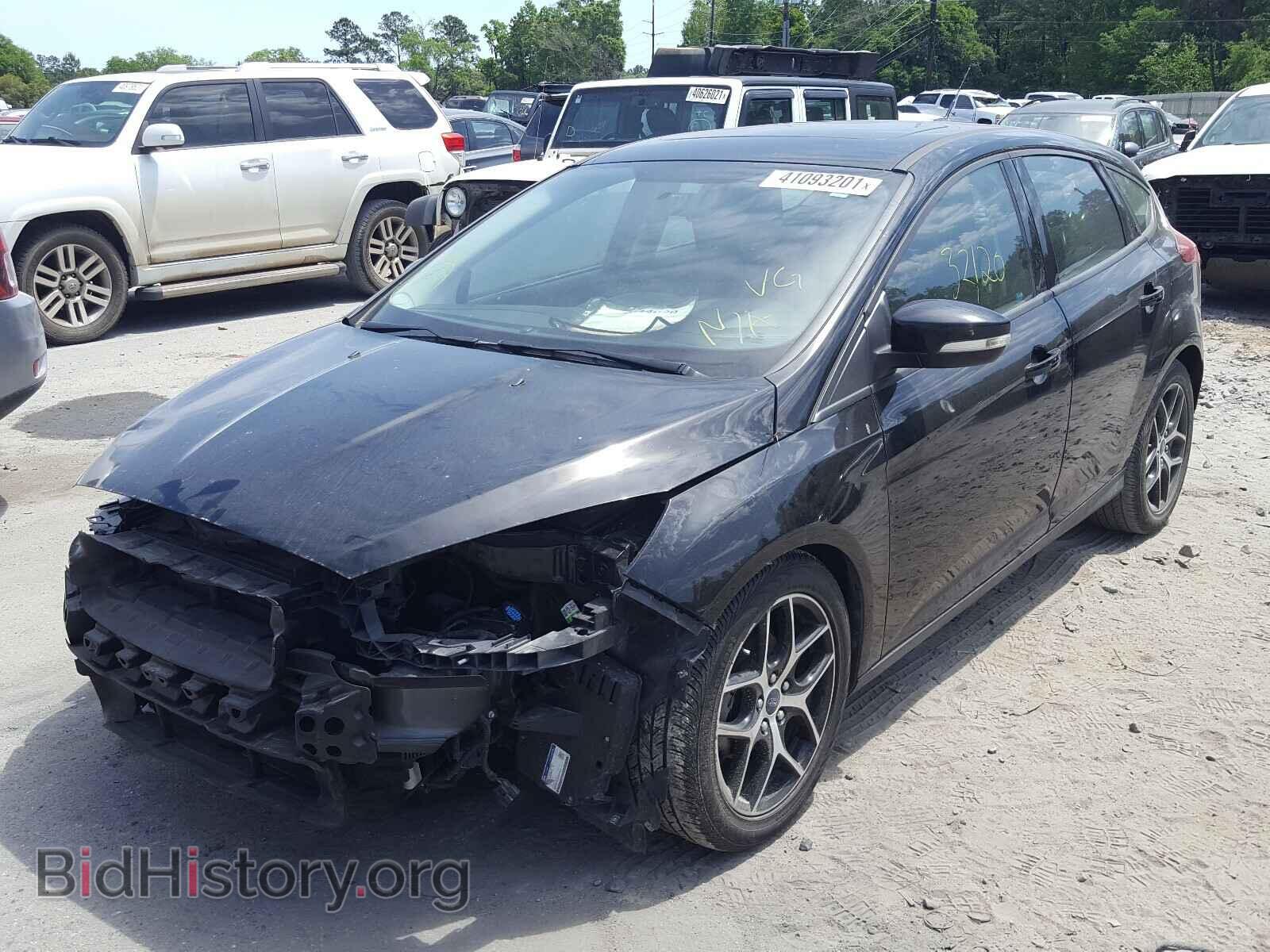 2017 FORD FOCUS - VIN: 1FADP3M26HL311975 - Фото 2