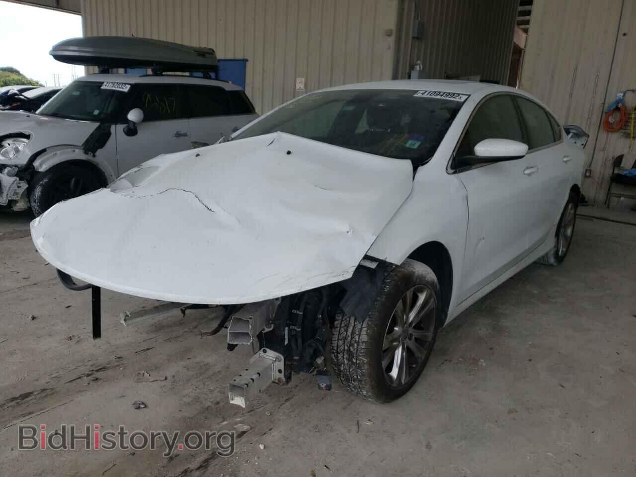 2015 CHRYSLER 200 - VIN: 1C3CCCAB3FN631430 - Фото 2