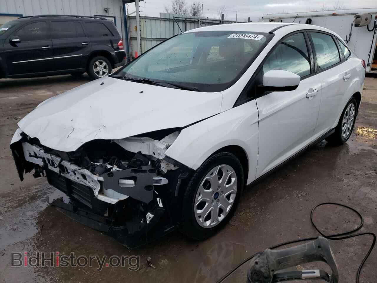 Photo 1FAHP3F28CL460184 - FORD FOCUS 2012