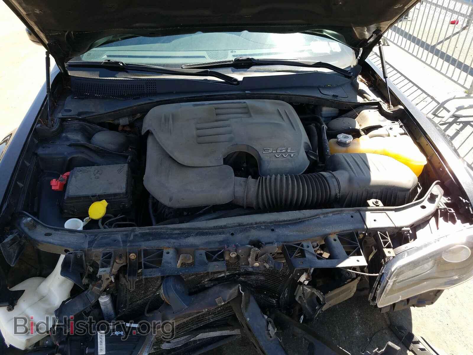 2014 CHRYSLER 300 - VIN: 2C3CCAGG2EH142130 - Фото 7