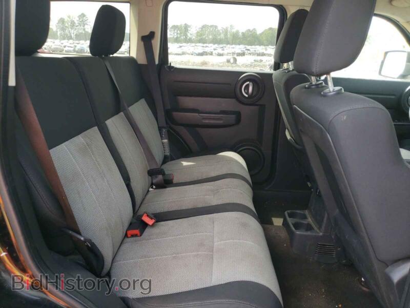 2007 Dodge NITRO (VIN 1D8GU28K27W636853) — фото 6 из 10