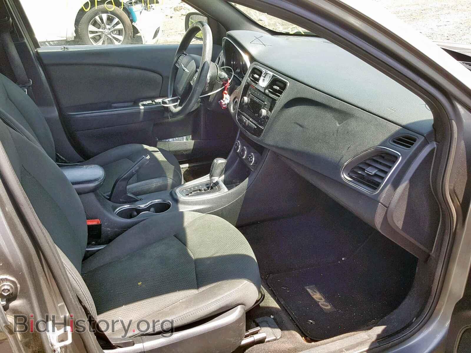 2012 CHRYSLER 200 - VIN: 1C3CCBAB0CN130484 - Фото 5
