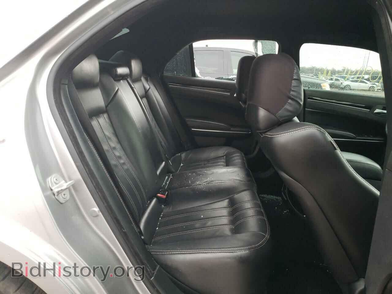 2018 CHRYSLER 300 - VIN: 2C3CCABG2JH214428 - Фото 6