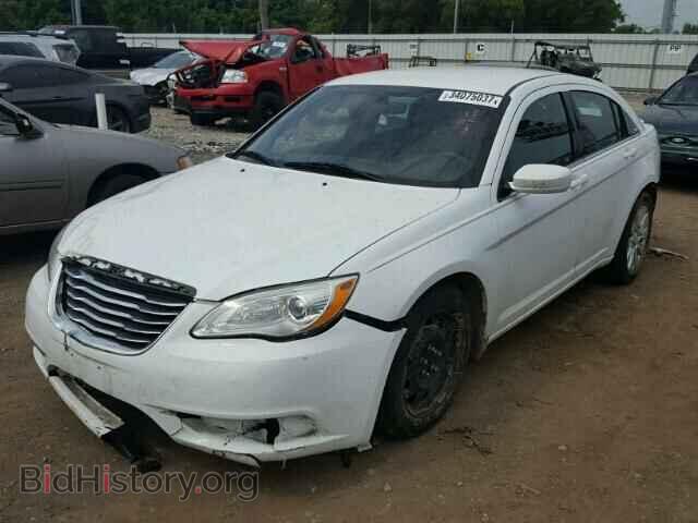 2012 CHRYSLER 200 - VIN: 1C3CCBAB0CN223246 - Photo 2