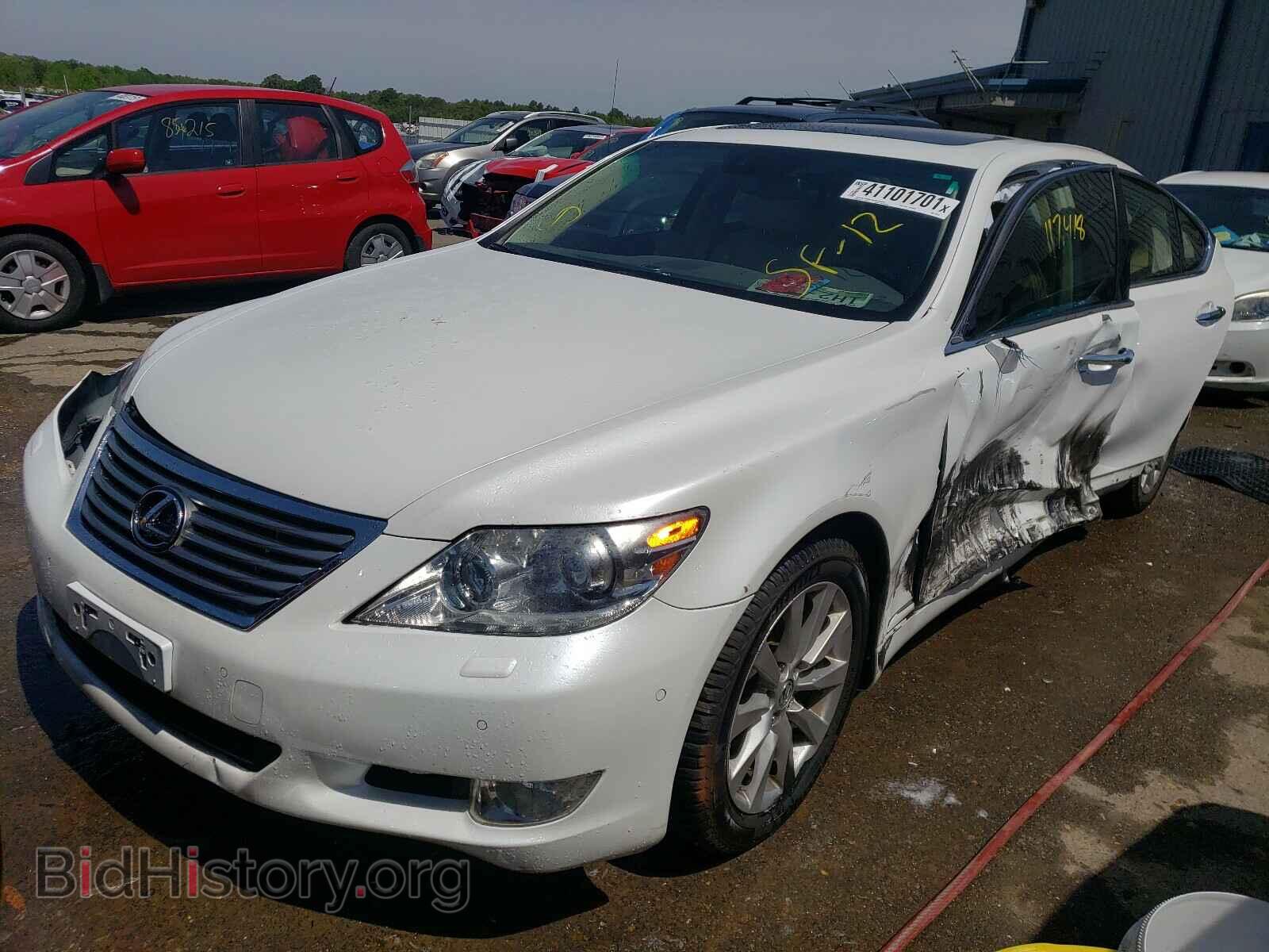 2012 LEXUS LS460 - VIN: JTHCL5EF6C5014182 - Photo 2