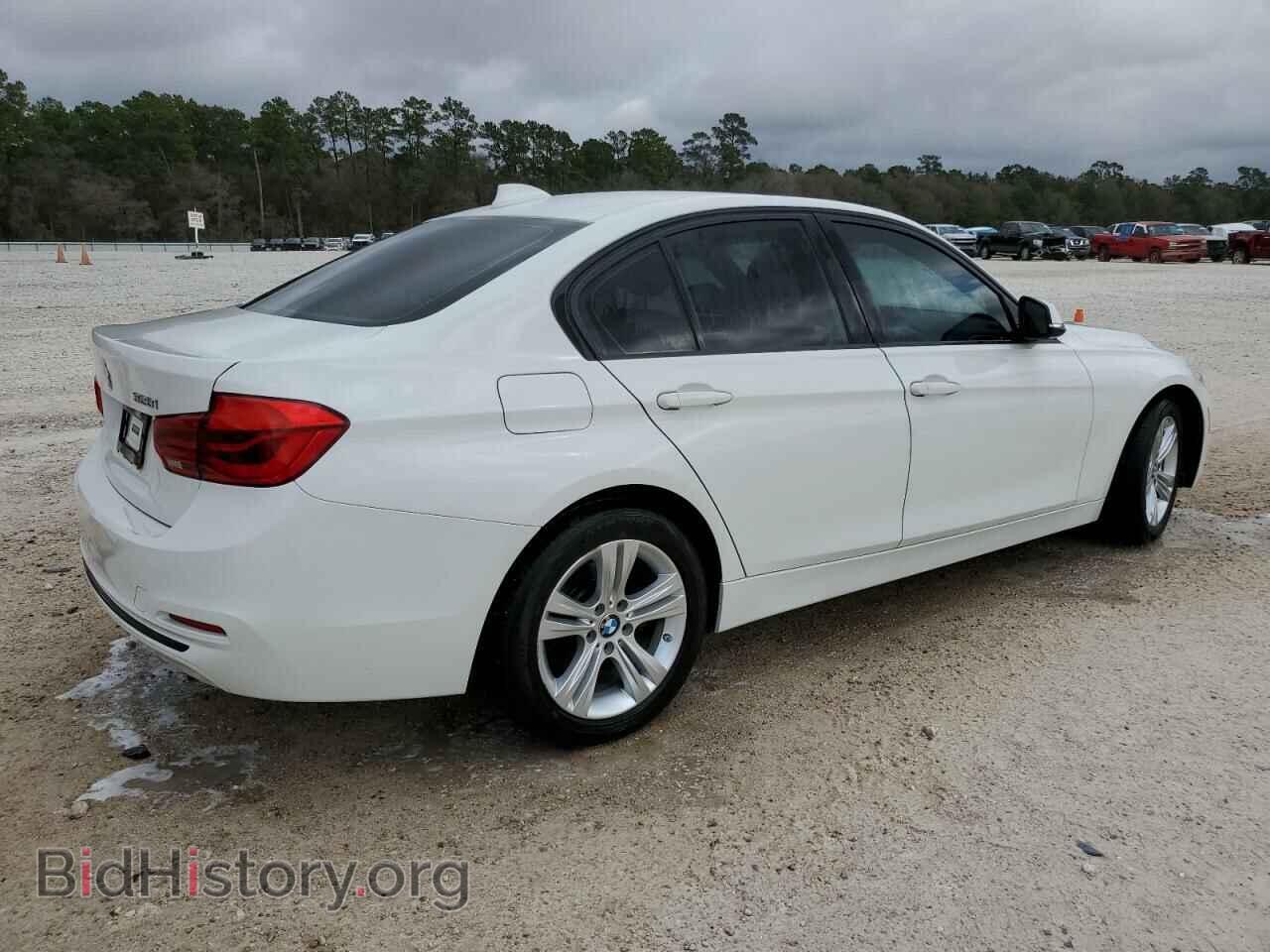 2016 BMW 3 SERIES - VIN: WBA8E9G58GNU28077 - Фото 3