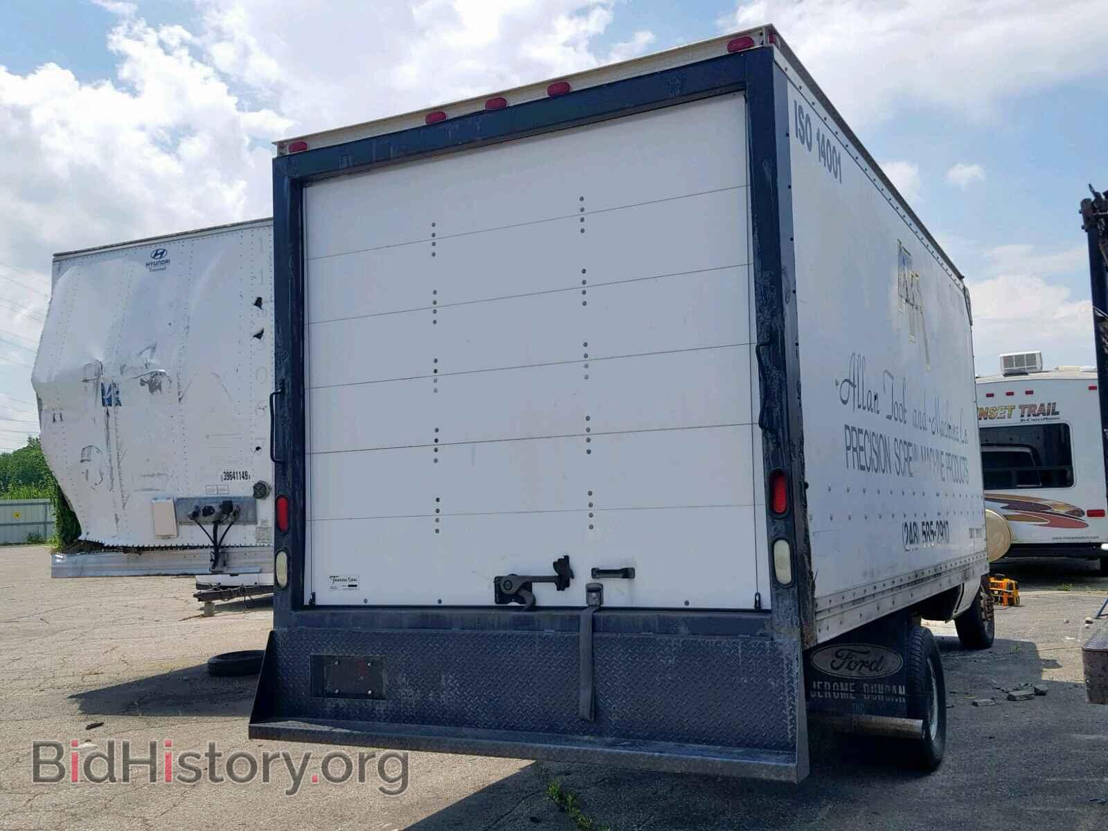 2004 FORD ECONOLINE - VIN: 1FDXE45P64HB14844 - Photo 4