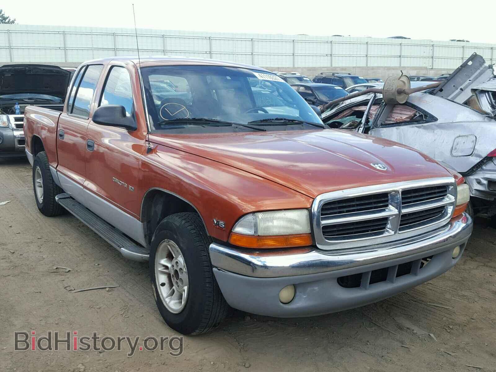 Фотография 1B7GL2AX2YS667150 - DODGE DAKOTA 2000