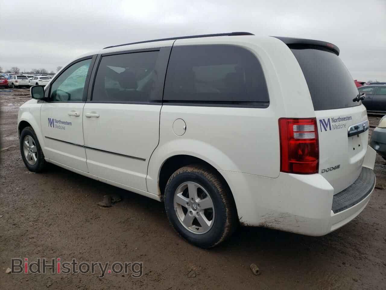 2010 DODGE CARAVAN - VIN: 2D4RN5D17AR201445 - Photo 2