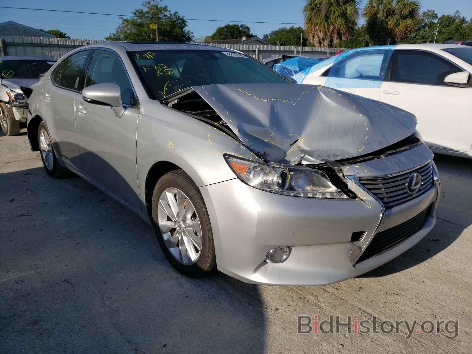 Photo JTHBW1GG1D2010092 - LEXUS ES300 2013