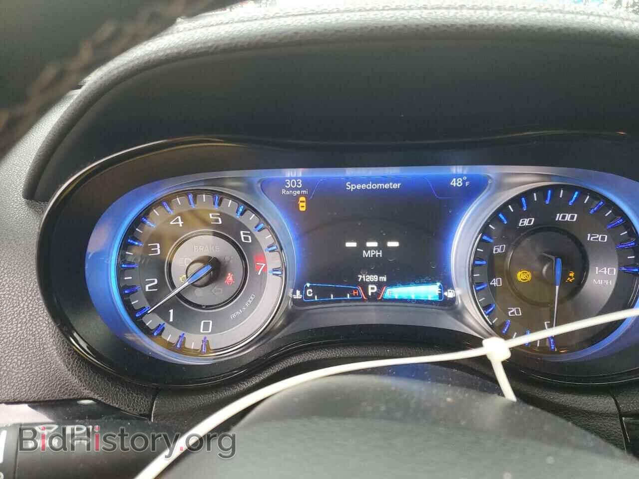 2018 CHRYSLER 300 - VIN: 2C3CCAGG1JH268604 - Фото 9