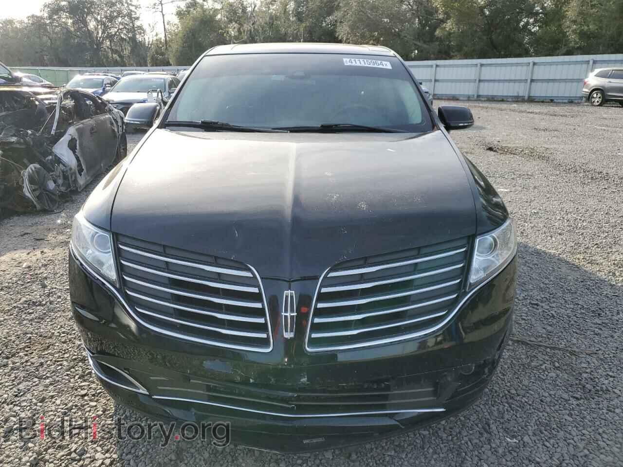 2017 LINCOLN MKT - VIN: 2LMHJ5FKXHBL00225 - Фото 5