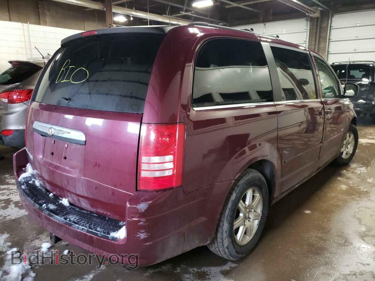 2008 CHRYSLER MINIVAN - VIN: 2A8HR54P68R699190 - Фото 4