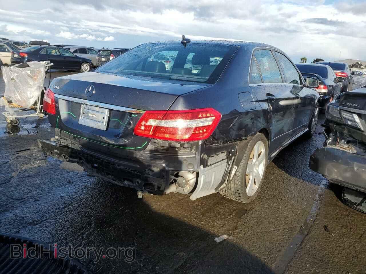 2012 MERCEDES-BENZ E-CLASS - VIN: WDDHF5KB1CA613066 - Фото 3
