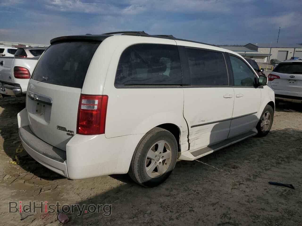 2010 DODGE CARAVAN - VIN: 2D4RN5D19AR173079 - Фото 3