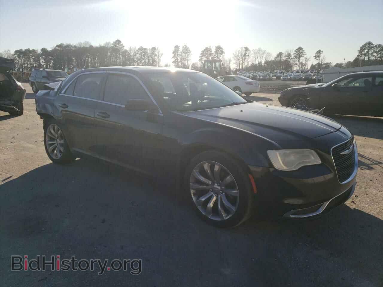 2016 CHRYSLER 300 - VIN: 2C3CCAAG8GH343901 - Фото 4