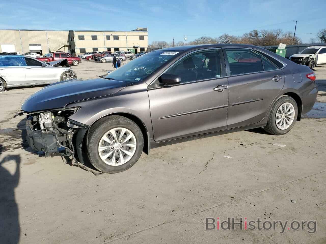 Photo 4T4BF1FK8FR450536 - TOYOTA CAMRY 2015