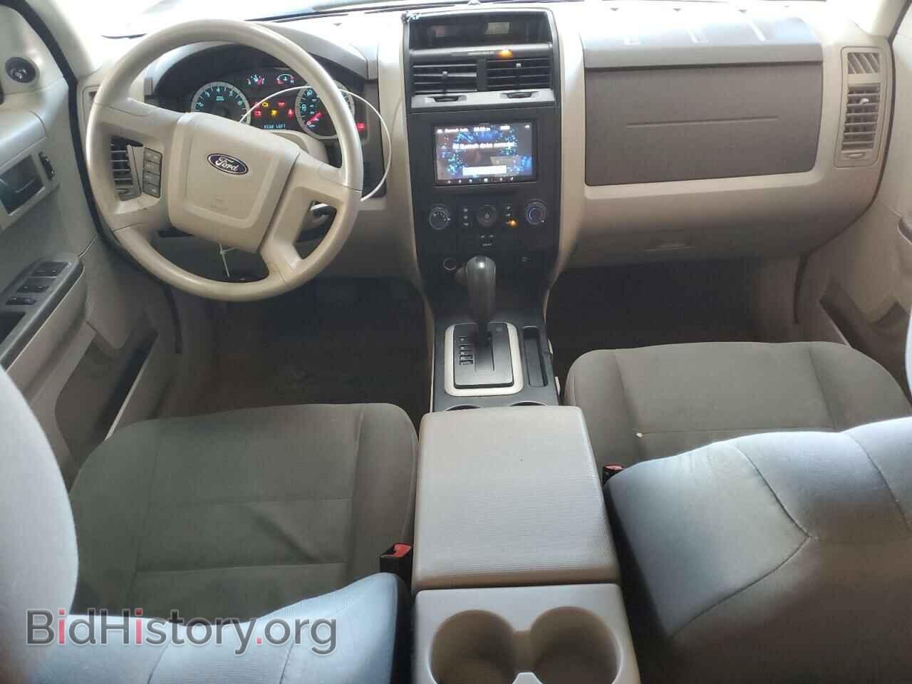 2011 FORD ESCAPE - VIN: 1FMCU0C71BKC21636 - Фото 8