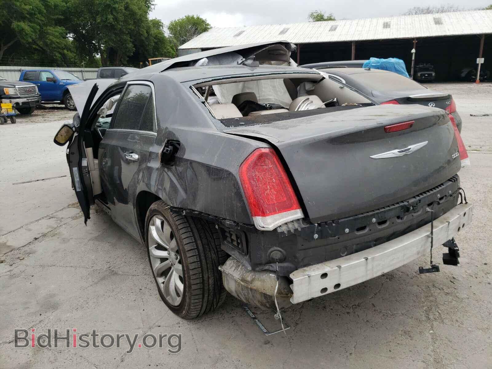 2018 CHRYSLER 300 - VIN: 2C3CCAEG3JH123017 - Фото 3