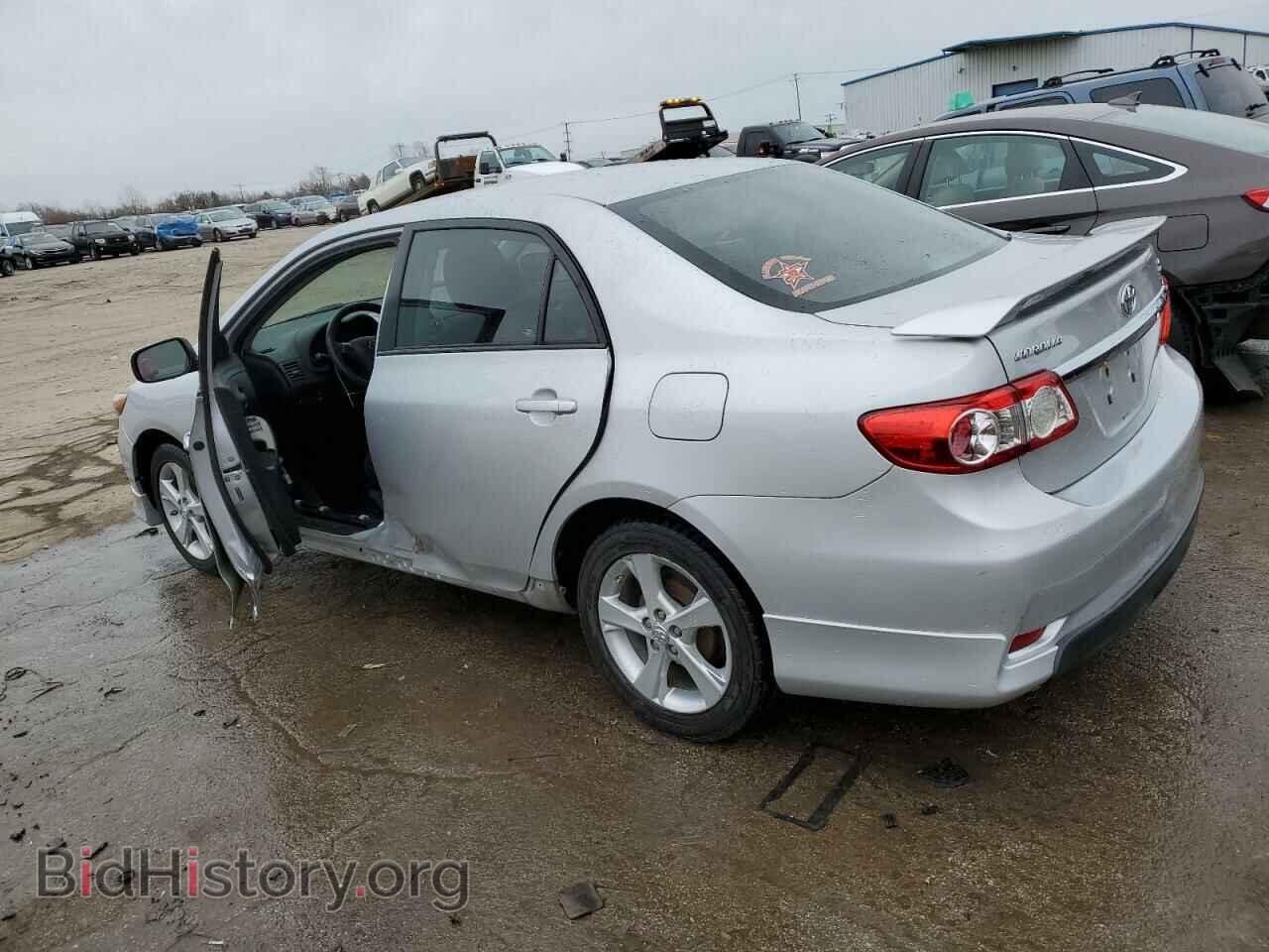 2011 TOYOTA COROLLA - VIN: 2T1BU4EE4BC689980 - Фото 2