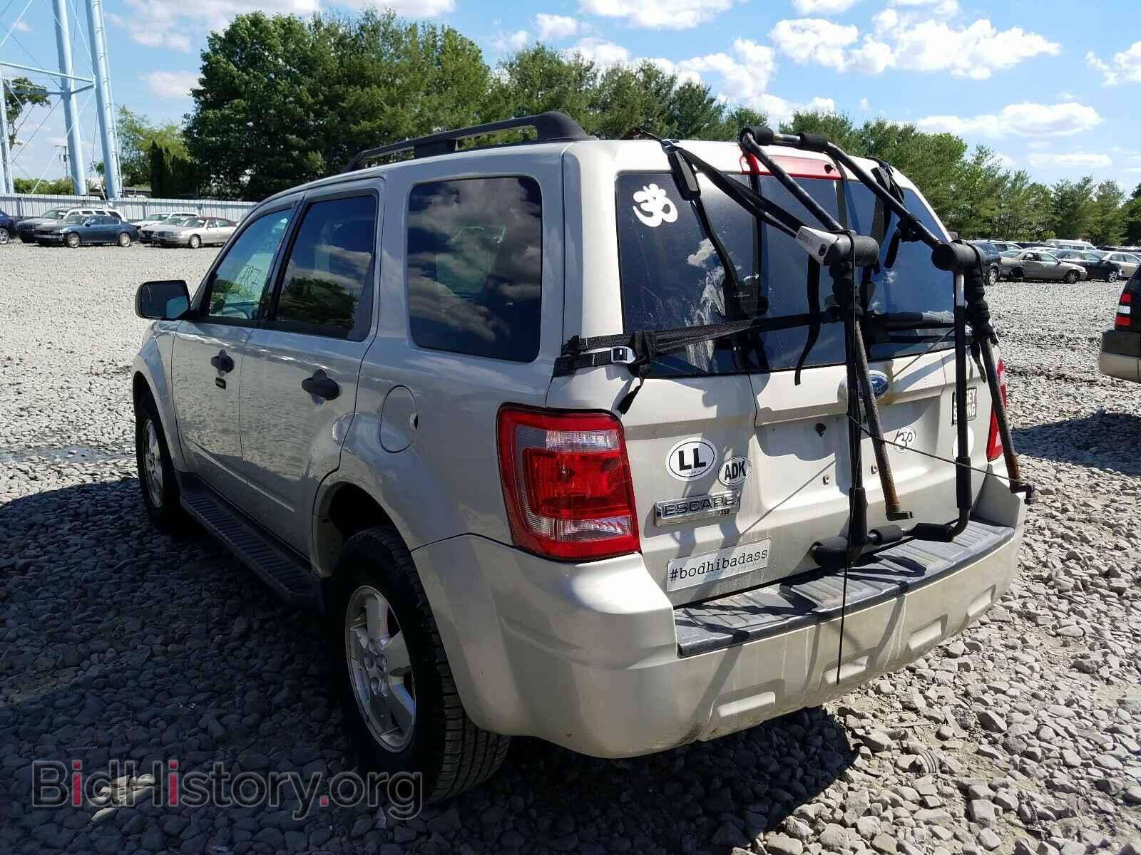 2009 FORD ESCAPE - VIN: 1FMCU03799KB00251 - Фото 3