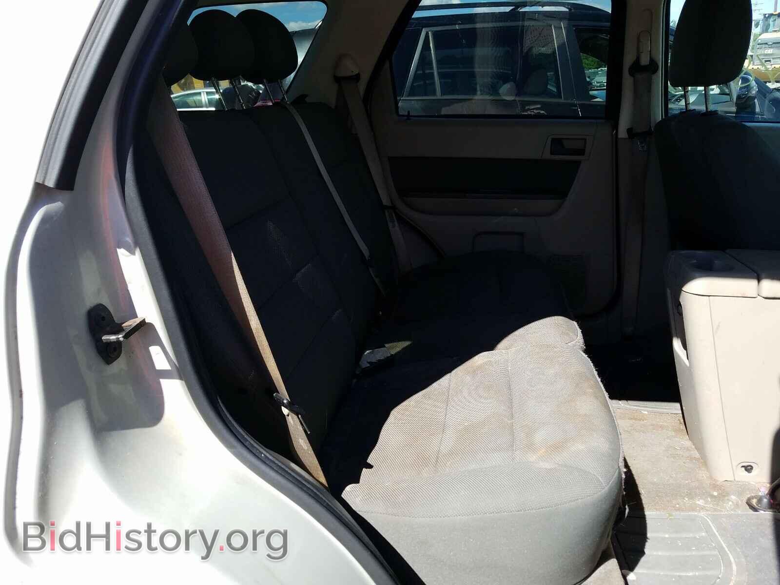 2009 FORD ESCAPE - VIN: 1FMCU03799KB00251 - Фото 6
