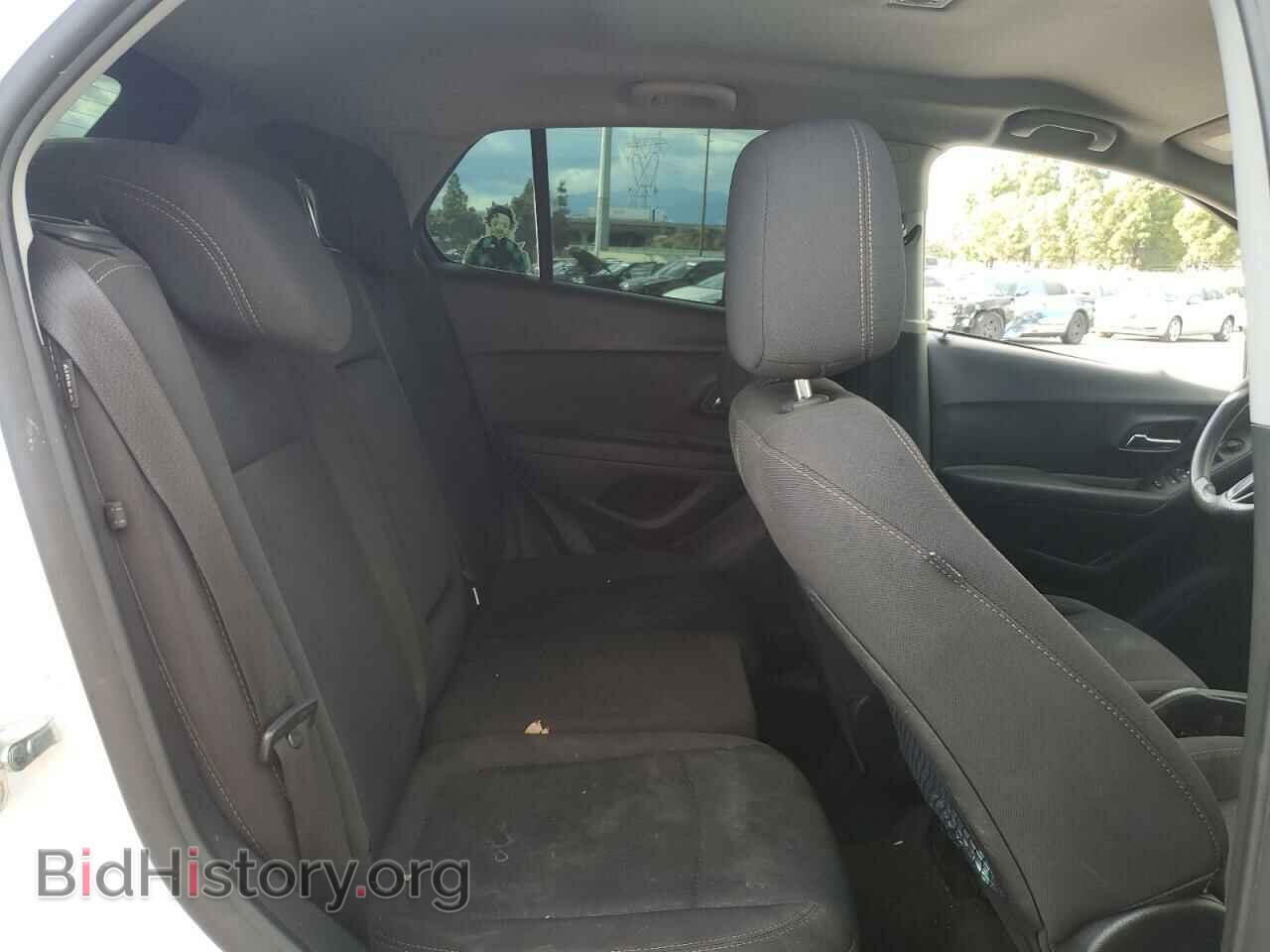2019 CHEVROLET TRAX - VIN: 3GNCJKSB3KL122577 - Фото 10