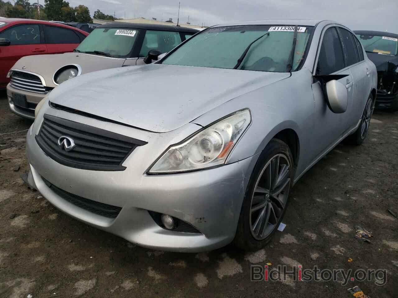 Фотография JN1CV6AR2BM355975 - INFINITI G37 2011