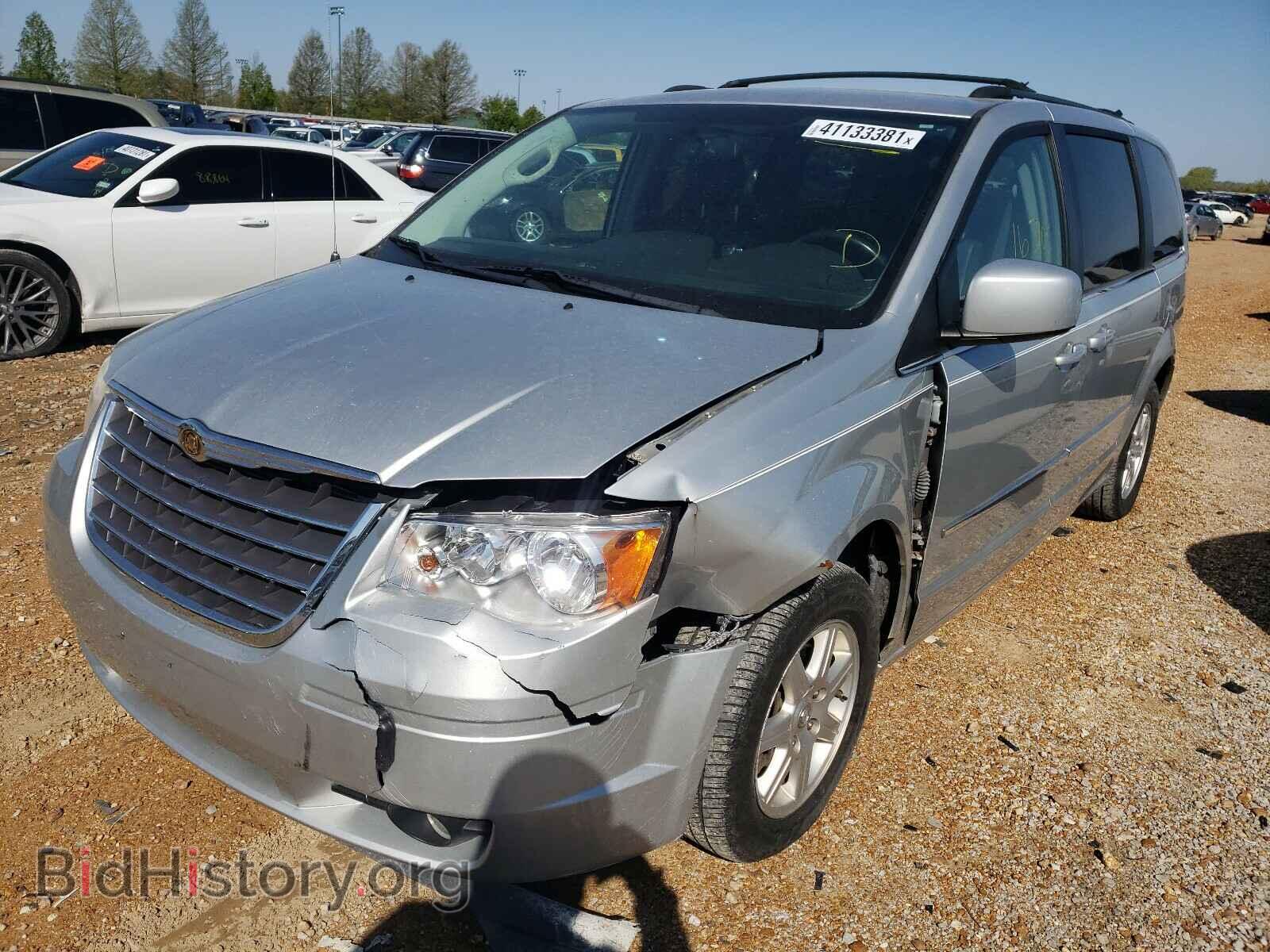2010 CHRYSLER MINIVAN - VIN: 2A4RR8D17AR330413 - Фото 2