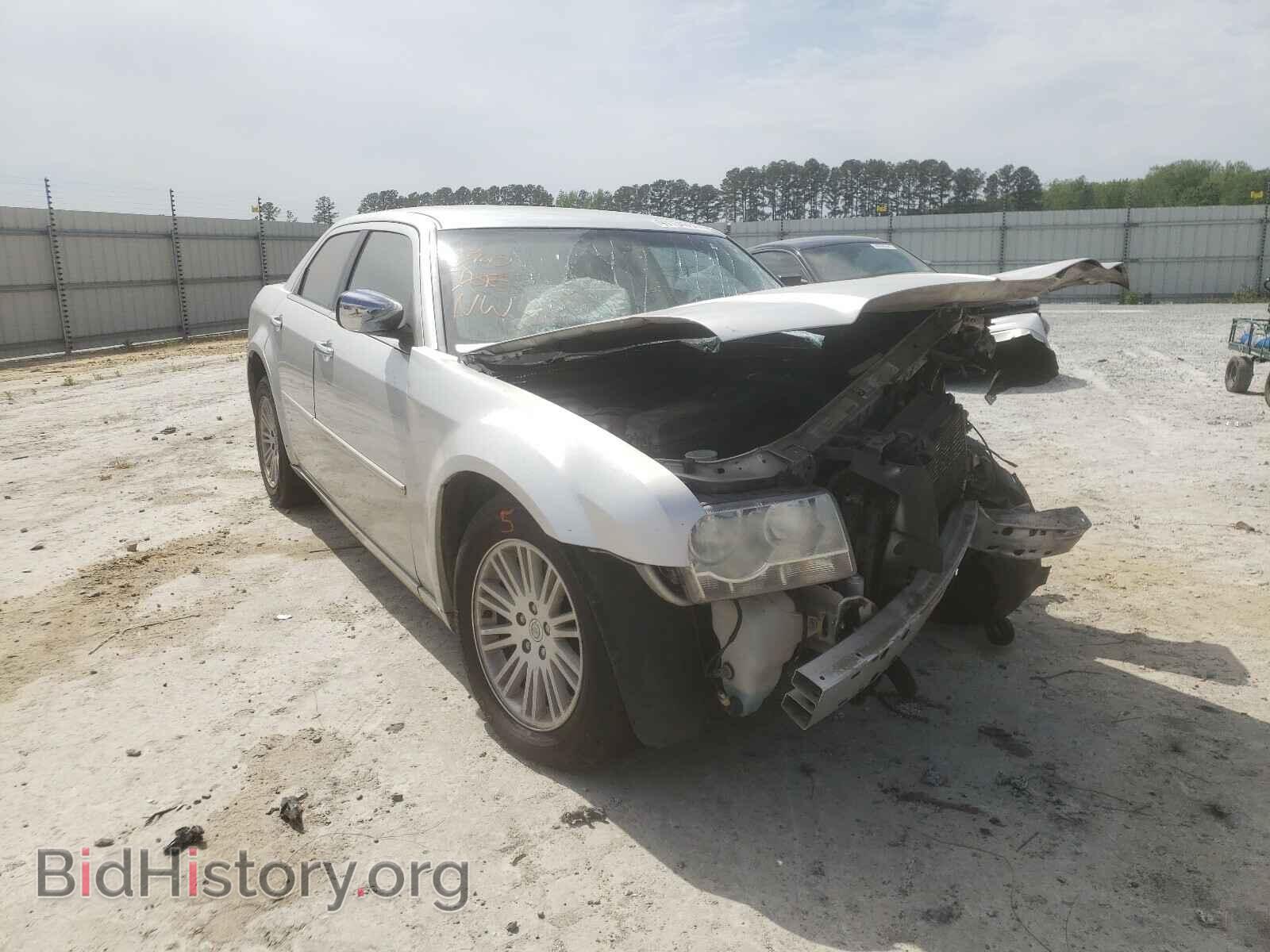 Photo 2C3CA5CV7AH319749 - CHRYSLER 300 2010