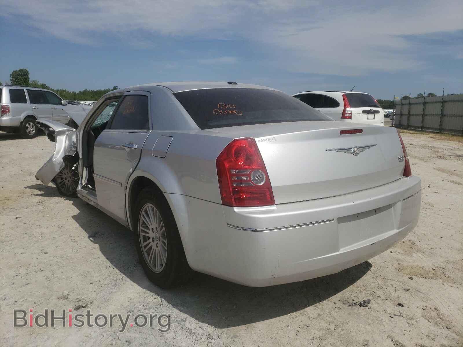 2010 CHRYSLER 300 - VIN: 2C3CA5CV7AH319749 - Фото 3